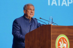 Рустам Минниханов призвал татарстанцев принять участие в выборах в Госдуму